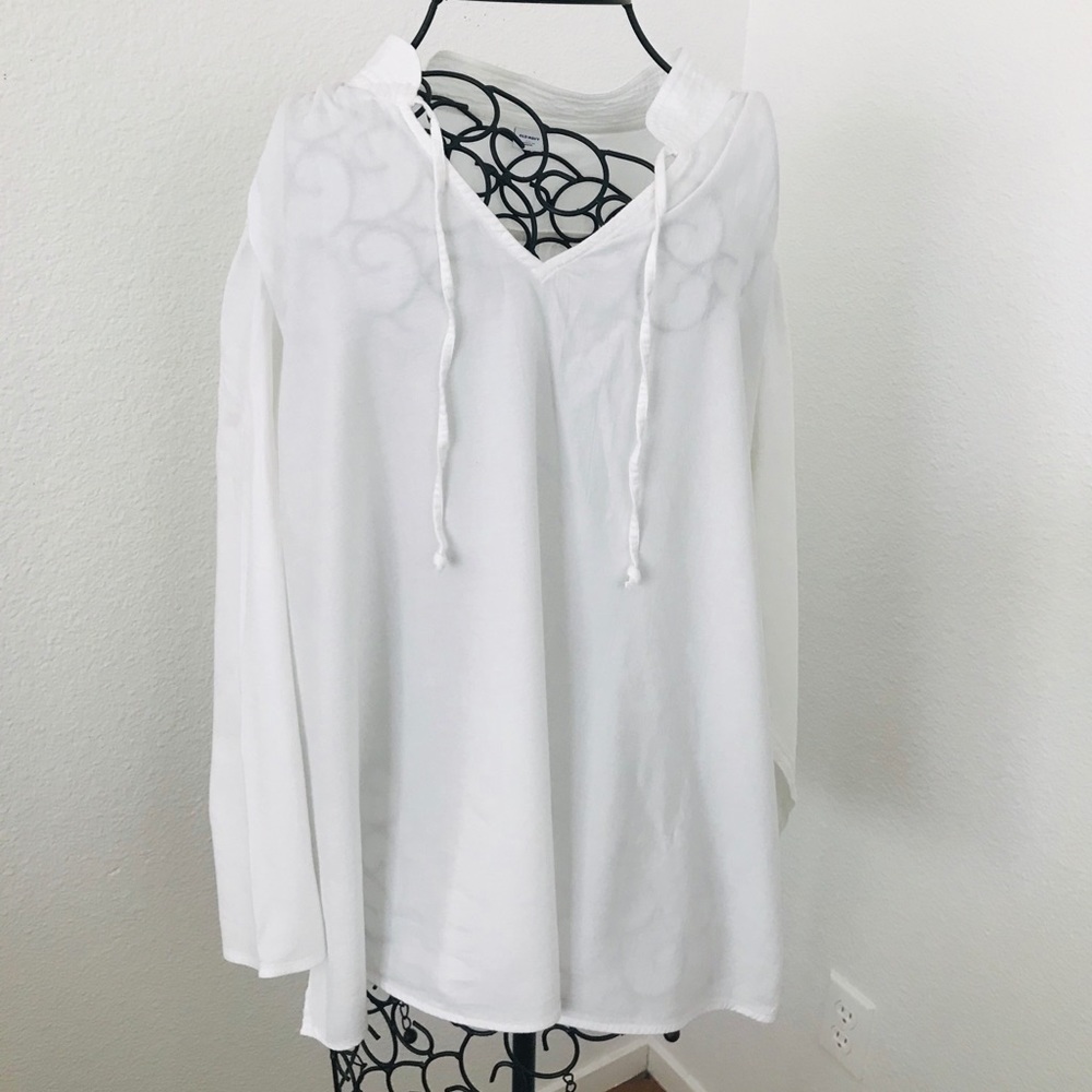 OLD NAVY Women's XL White thin long shirt